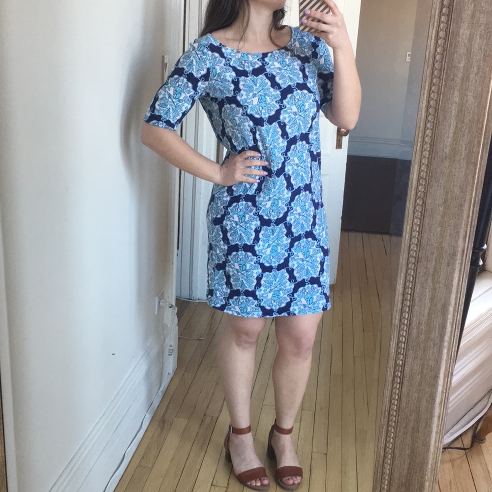 Lilly Pulitzer Flattering Shirt Dress!